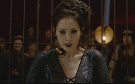 New FANTASTIC BEASTS Trailer Reveals a Human Nagini - Nerdist