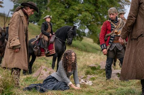 3 best Claire moments on the Outlander Season 5 finale