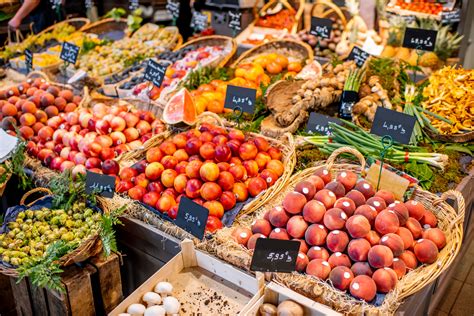 How to Succeed at a French Farmers' Market - Newsweek