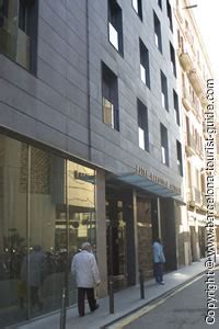 Barcelona Catedral Hotel Review by Barcelona Tourist Guide