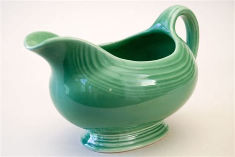 Vintage Fiestaware Sauce Boat in Original Yellow Glaze For Sale