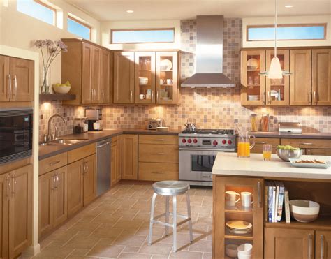 20+ Kitchen Color Ideas With Brown Cabinets