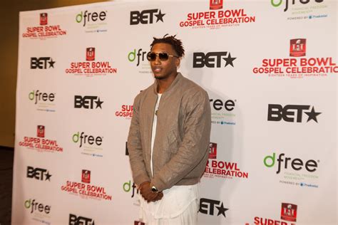 Lecrae Gets First Platinum Record - 92.5 The Beat