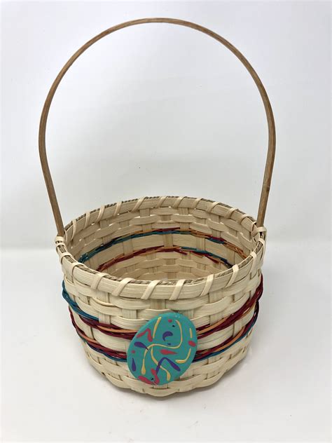 Easter Basket Weaving with Pat Robben – East Hampton