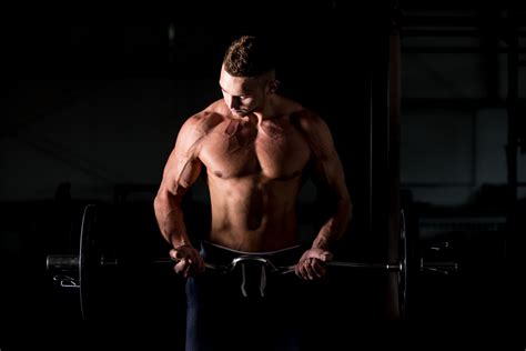 The 11 Best Bicep Exercises With Barbell - Fitnessproworkout.com