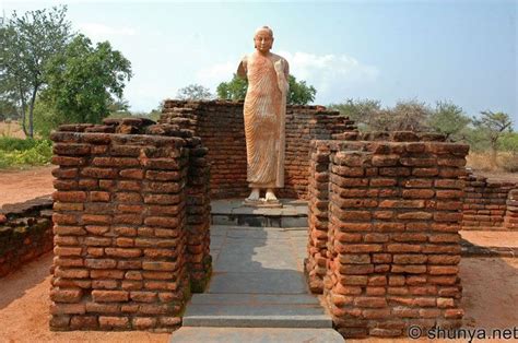 Nagarjunakonda Buddha | Buddha statue, Buddha, Statue