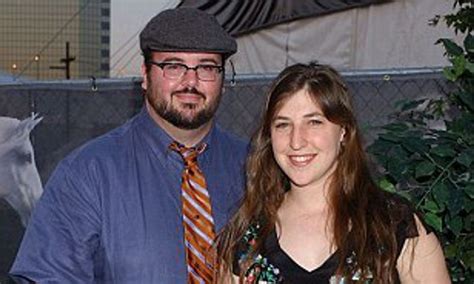 Mayim Bialik Husband - Mayim Bialik Net Worth 2021 Age Height Weight ...