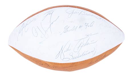 Lot Detail - NFL Hall of Famers & Greats Multi-Signed Vintage Rawlings ...