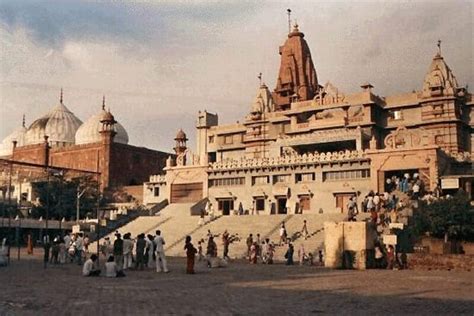 Krishna Janmabhoomi temple, Mathura: How "eminent" historians lied