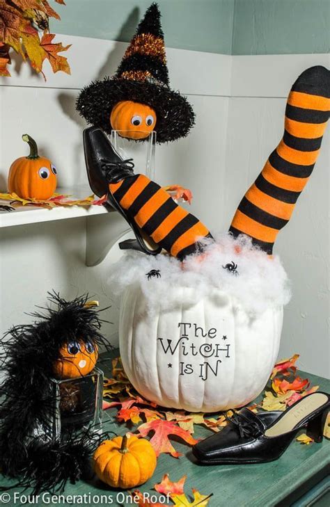 Cute DIY Halloween Pumpkin #30minpumpkin #pumpkinchallenge | Halloweendeko, Halloween dekor ...