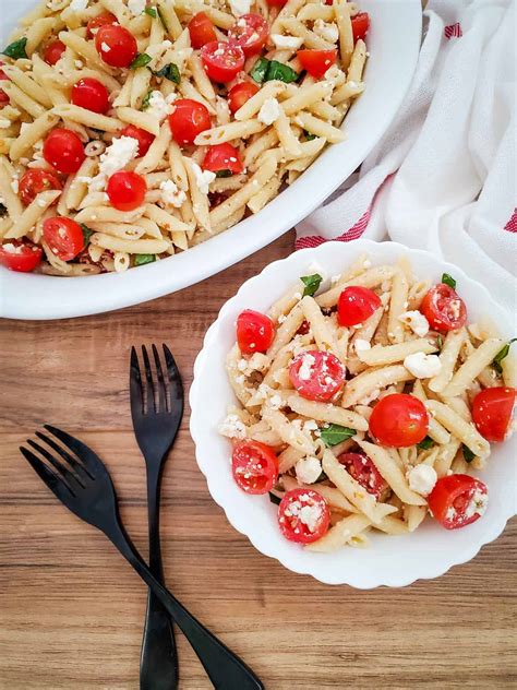 The Easiest Tomato Feta Pasta Salad Recipe