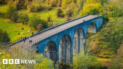 Monsal Trail: Plans to turn viaduct into railway opposed - BBC News