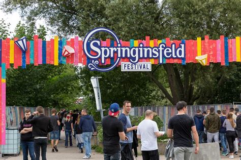 Eingang des Springinsfeld Festivals 2017 am Fühlinger See - Creative Commons Bilder