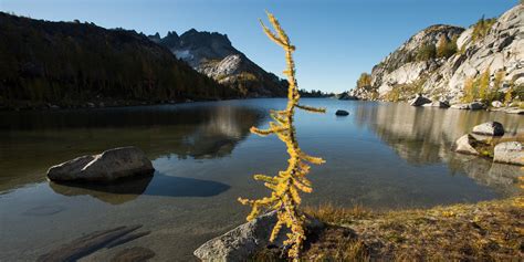 Enchantment Lakes Hike via Snow Lakes - Alpine Lakes Wilderness ...