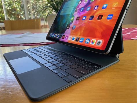 Apple Magic Keyboard review - takes the iPad Pro to a whole new level - Tech Guide