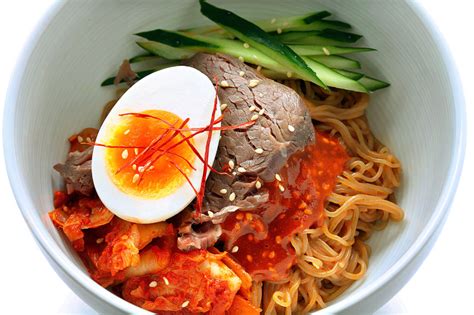 Bibim Naengmyeon (Korean cold noodles) : Must try food in Seoul | Travelvui