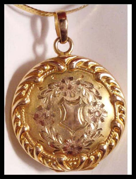 14kt GOLD Antique Victorian Locket Necklace * Vintage keepsake* photo ...