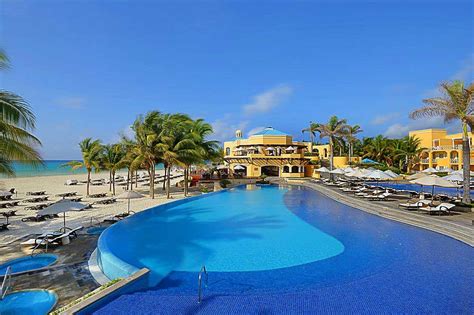 Playa del Carmen All-Inclusive Resorts for Adults & Family