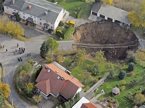 civil engineering: Guatemala Sinkhole