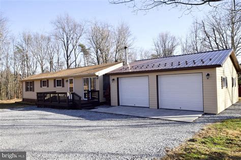 1208 The Woods Rd, Hedgesville, WV 25427 | MLS# WVBE174624 | Redfin