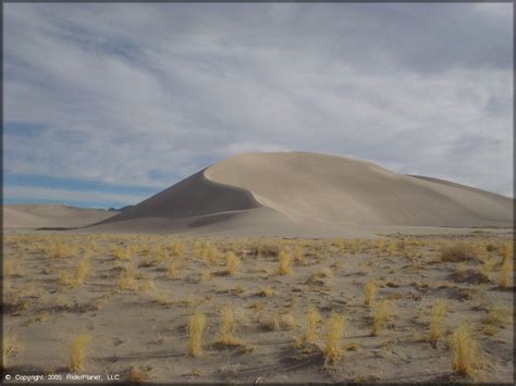 The Dirt: Crescent Sand Dunes | OFF-ROAD Nevada