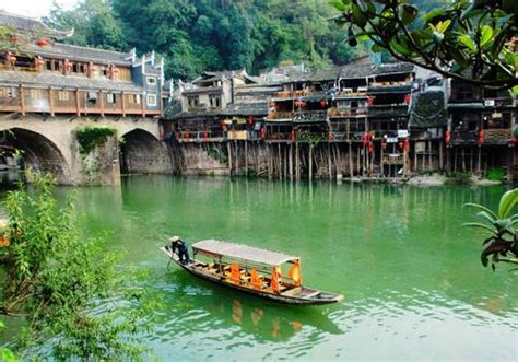 Xiangxi Tujia and Miao Minorities Autonomous Region transportation