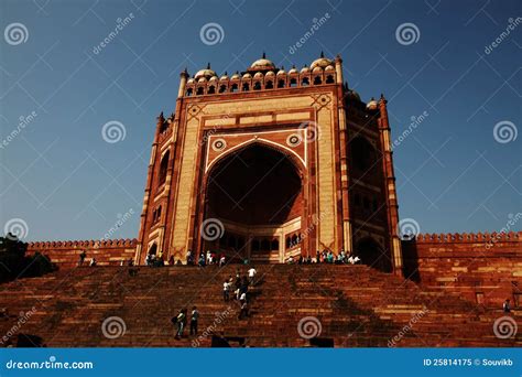 BULAND DARWAZA stock image. Image of mughal, gate, history - 25814175