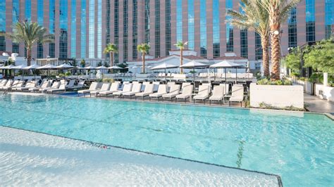 Best Las Vegas Hotels with Heated Pools in Winter