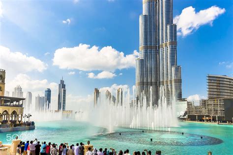 Entrance to the Dubai Fountain Bridge - Introducing Dubai