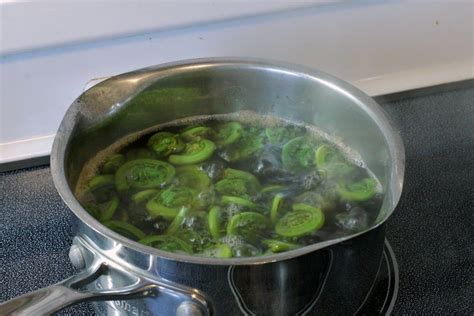 How To Clean & Cook Fiddleheads | Cooking, How to cook fiddleheads ...