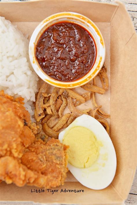 Jollibee Nasi Lemak Chicken Joy – LittleTigerAdventure