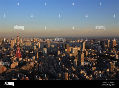 Tokyo skyline tower Stock Photo - Alamy