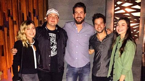 We cannot believe how grown up everyone in this "iCarly" reunion Instagram look ...