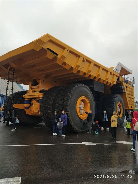 BELAZ 450 ton dump truck specifications released along with a model of the truck!!! | Page 13 ...