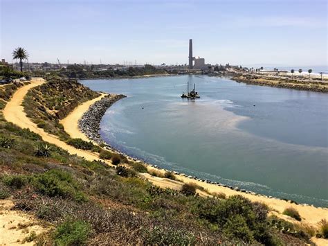 Hubbs Trail Tour at Agua Hedionda Lagoon – San Diego Beach Secrets