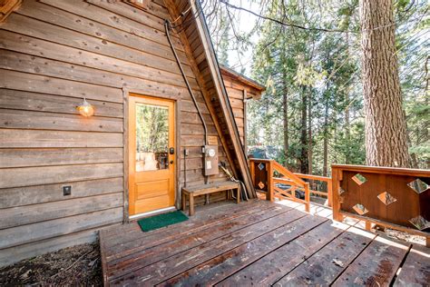 Rustic Cabin | Shaver Lake, California | Glamping Hub