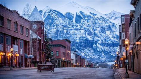 Where to Stay in Telluride, Colorado, for a Local Experience