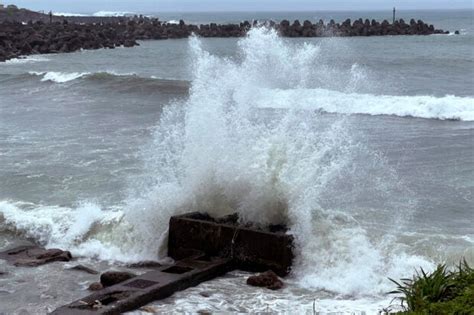 Typhoon Khanun forecast to turn back to Japanese islands where it already left damage, injuries ...