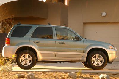2005 Ford Escape Hybrid pictures