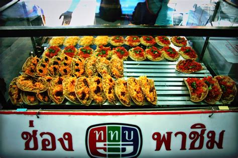 adventurefood: 10 Khao San Road Food Tips