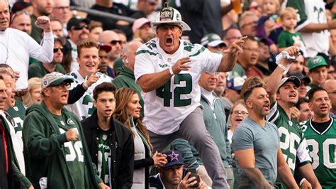 Jets fans react on Twitter to the team hiring Robert Saleh as head coach - CBSSports.com