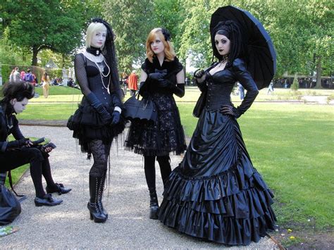 Goths, Youth Subculture - Blog In2English