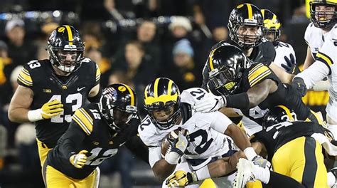 5 Greatest Iowa vs. Michigan College Football Games of All Time - Athlon Sports