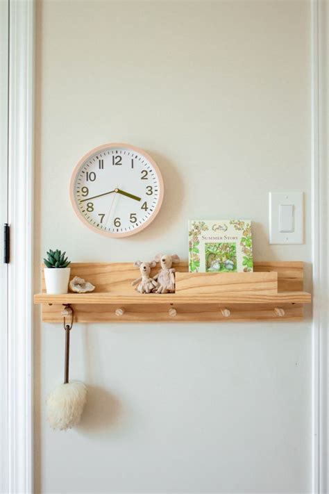 DIY Peg Shelf - Free and Unfettered