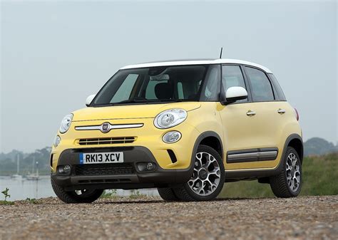 FIAT 500L Trekking specs & photos - 2013, 2014, 2015, 2016, 2017, 2018, 2019, 2020, 2021 ...