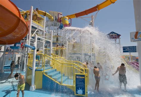 Waterworks on Carnival Breeze Photo: Carnival Cruise Lines | Cruise, Carnival breeze, Carnival ...