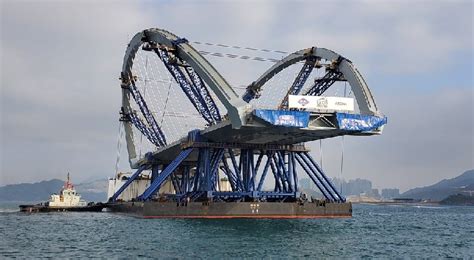 Double-arch steel bridge arrives in Hong Kong - Bridge Design ...