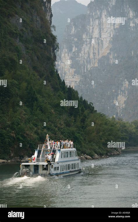 Cruise boat between Guilin and Yangshuo, Li River, Guangxi Province ...