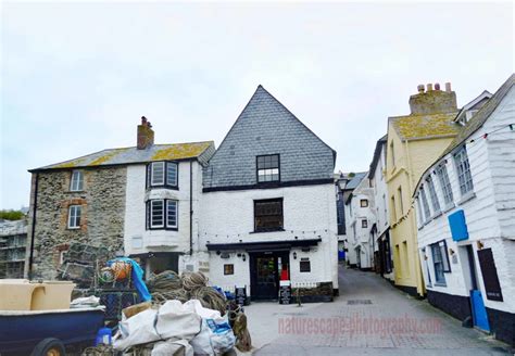 Port Isaac Fishing Village, Cornwall - A Pub and the Oldest Building in Port Isaac