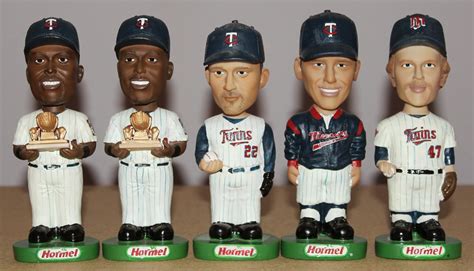 The Bobble Hunter: Minnesota Twins SGA Bobblehead Set (Part 7 - Year 2006)